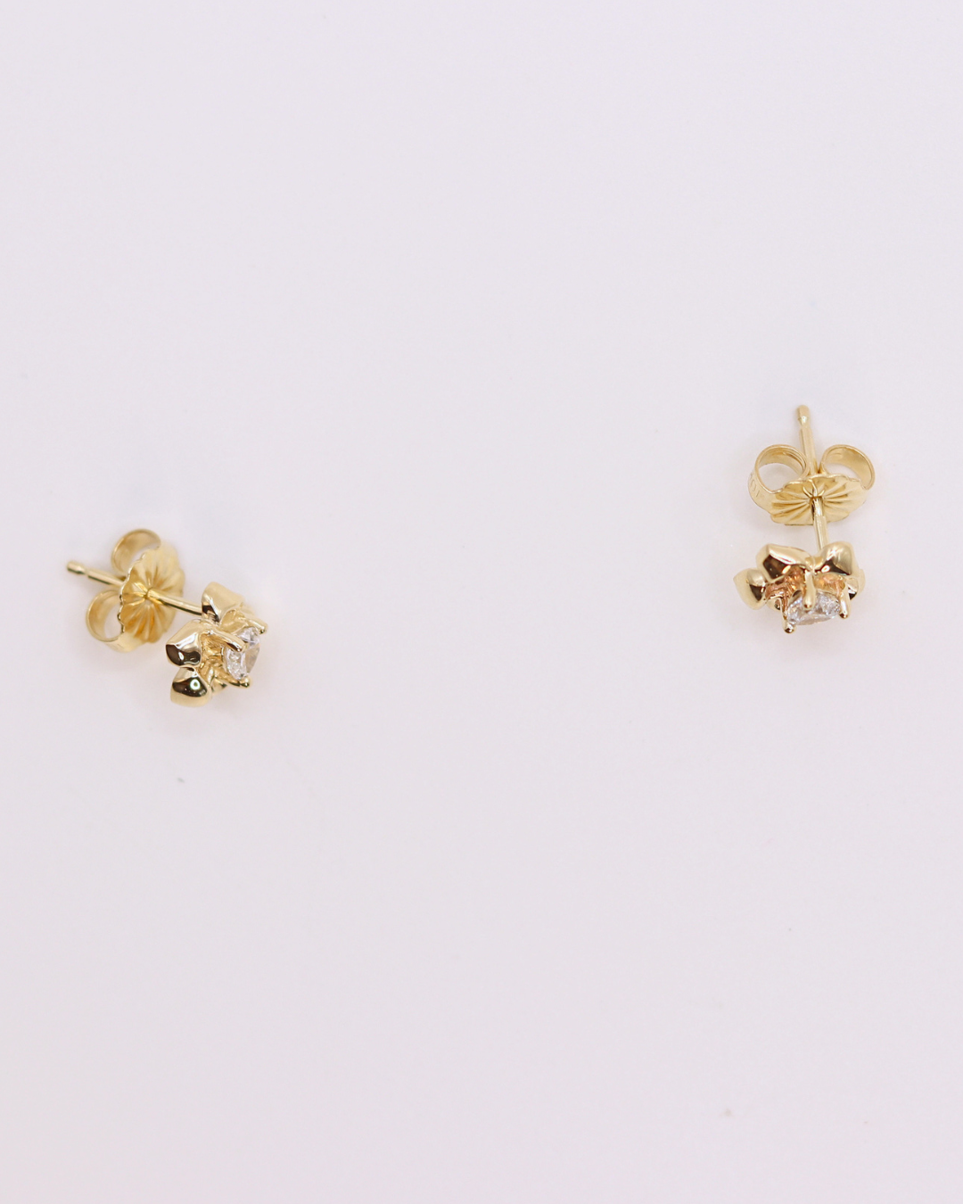 Bloom Studs