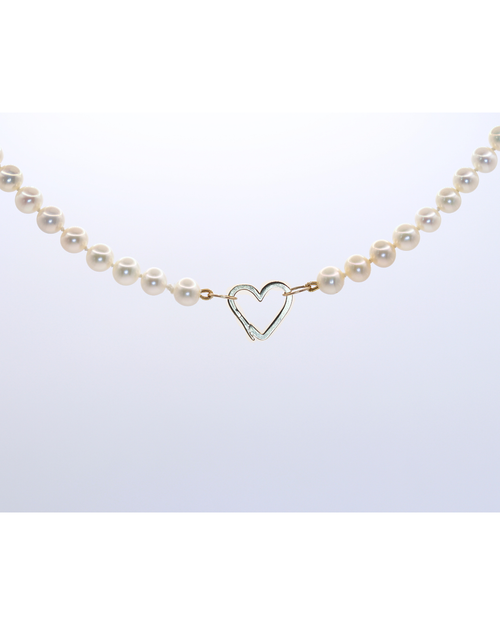 The Matched Pearl Strand